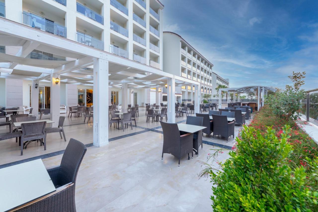 Port River Hotel&Spa Sidé Extérieur photo